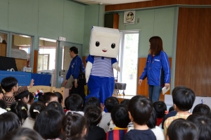 「はこぶくん」登場