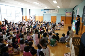 熱心にお話を聞きました