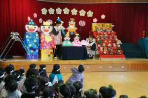 お話「すてきな着物でひな祭り」