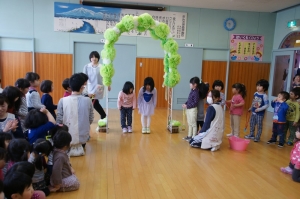 年長さんの入場です