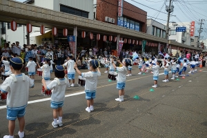 正面を変えて演奏