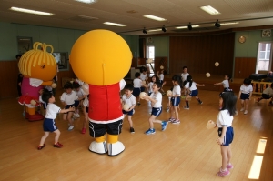 さあ、一緒に遊ぼ
