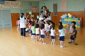 上手にアーチをつくる練習