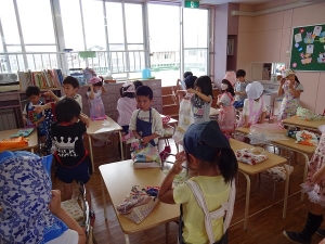 身支度します