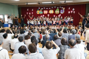 ばら・ぼたん「くるくるくる」