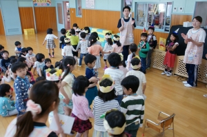 第１部終了、退場します