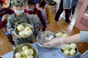 給食室へ直行