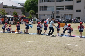 急いで持ち替えて