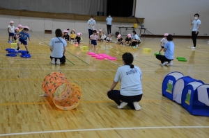 年少「障害物レース」