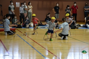 年中「障害物レース」
