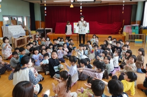 手遊び「ぼうがいっぽん」