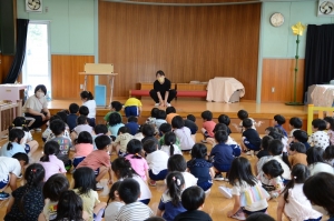 「かえるのうた」