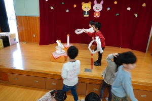 鏡餅輪投げ