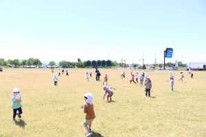 自作フリスビーで遊んで