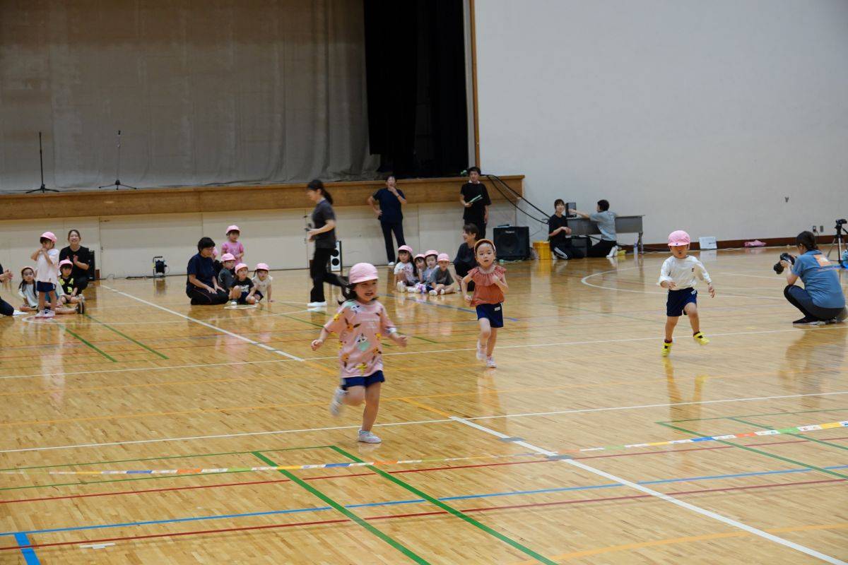 「はじめてのかけっこレース」