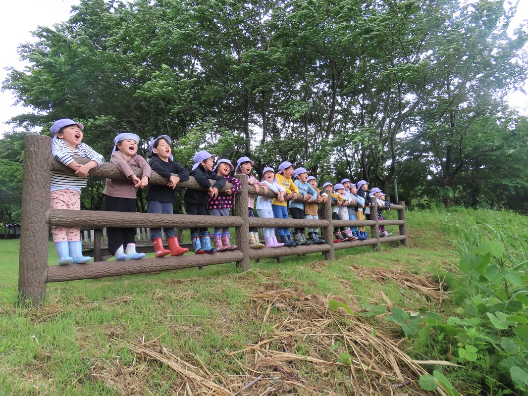 すみれ組「ヤッホー！」