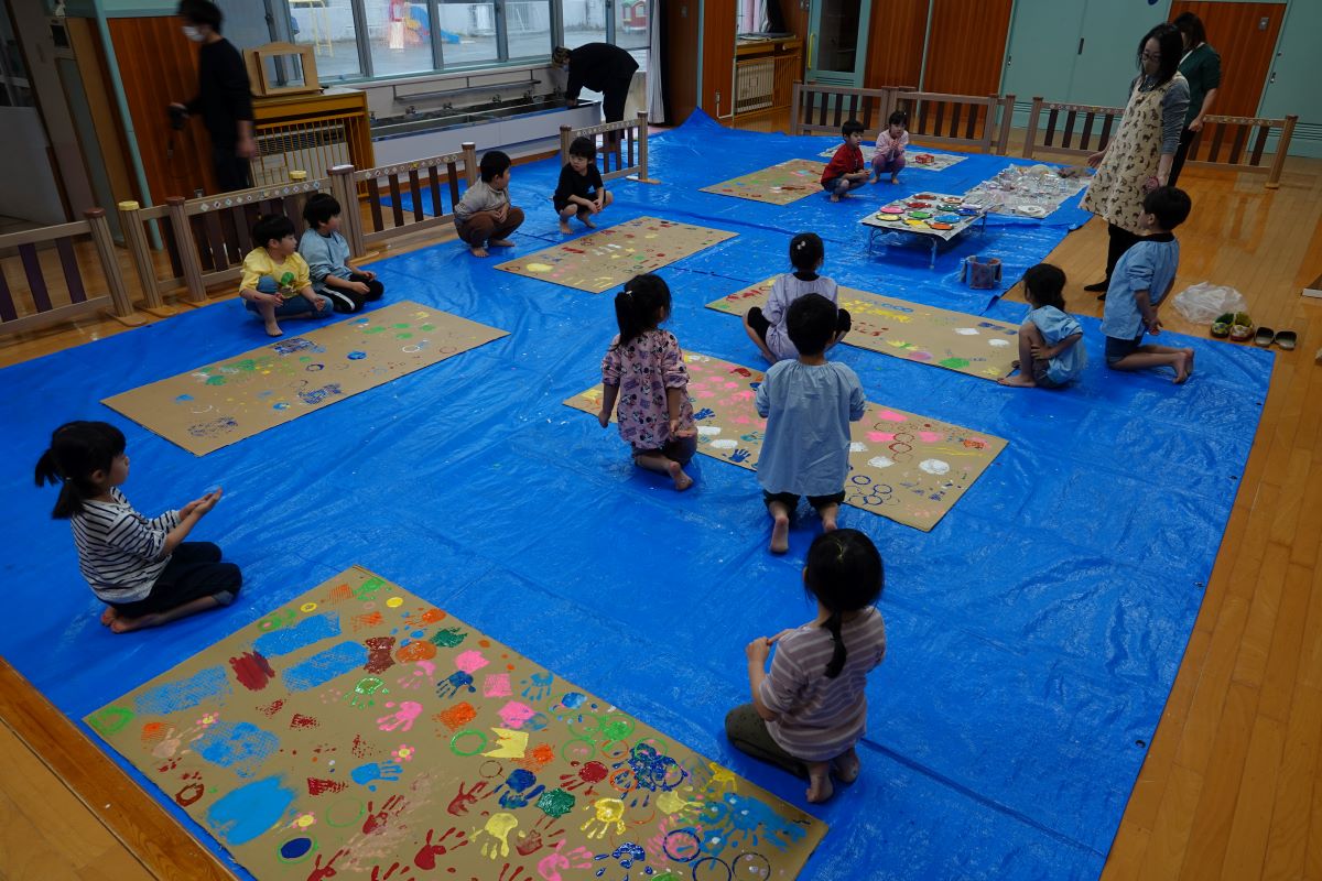 11月29日（水）年長の「わくわく・エンジョイアート」