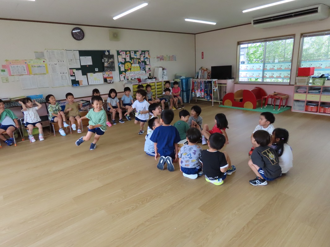 ８月２７日（火） きく組 ハンカチ落とし