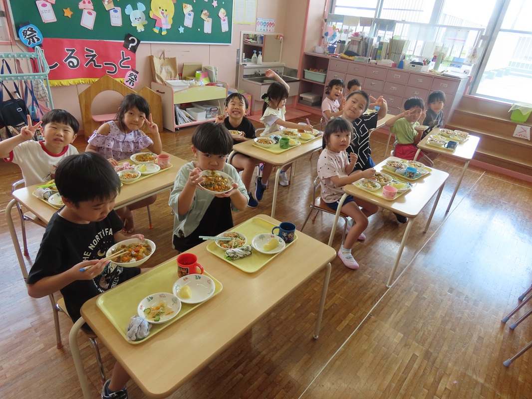 8月18日（月） 本日の給食は「夏野菜カレー」