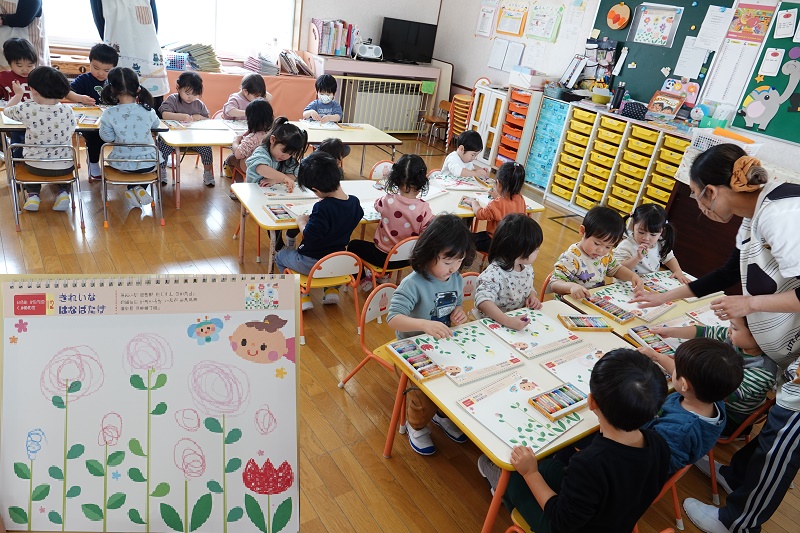 3月7日（火）ぼたんぐみのお絵描き