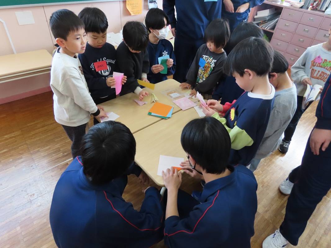見附中学生来園