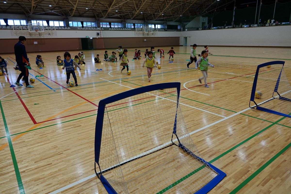 11月13日（月）年長の「アルビレックス新潟サッカークリニック」