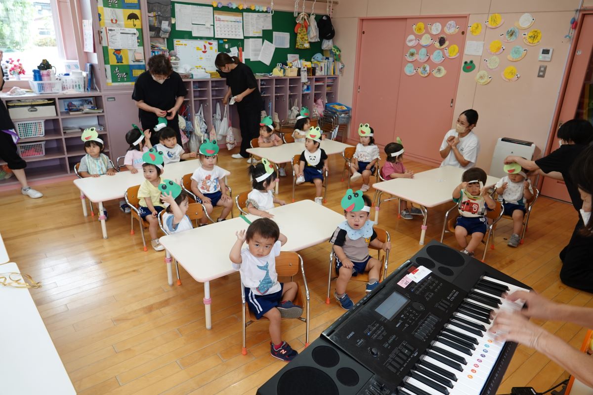 6月25日（火）ばらぐみの「かえるのがっしょう」