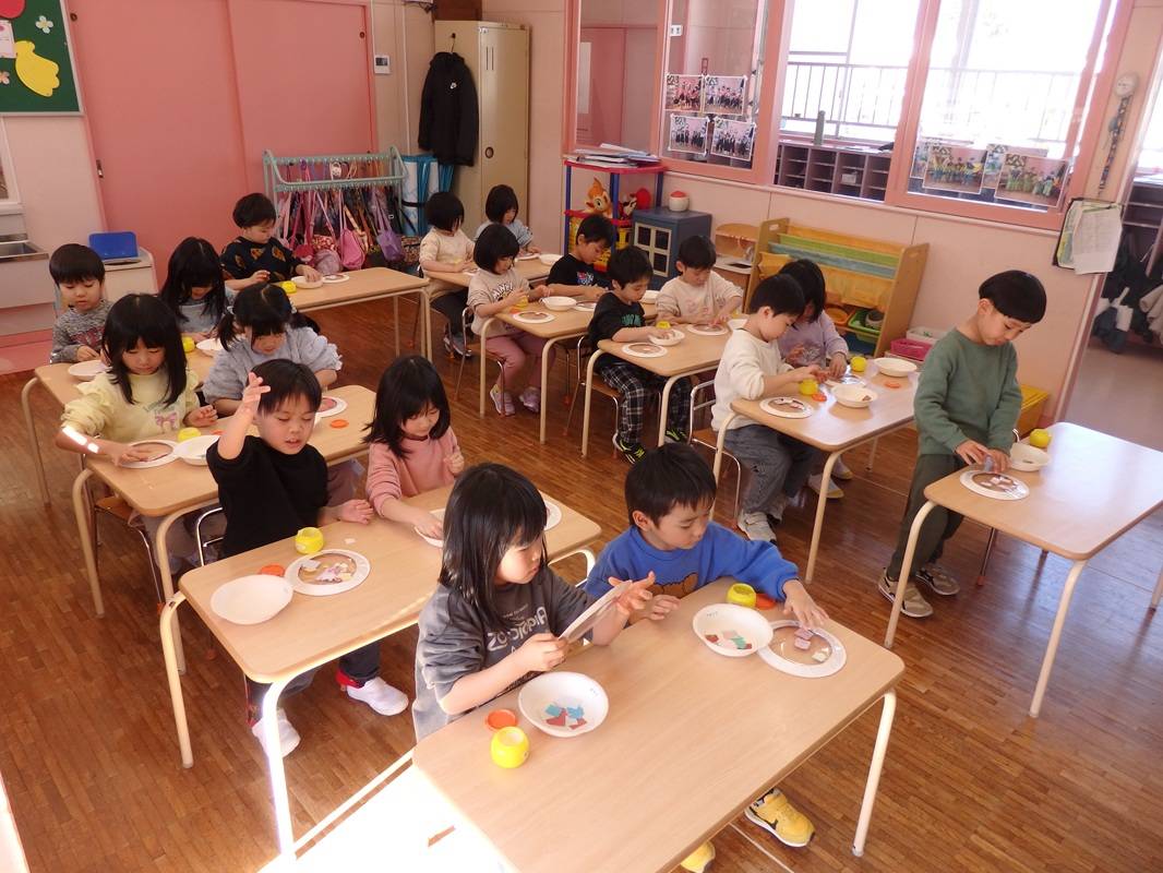 年中組　ひな人形製作