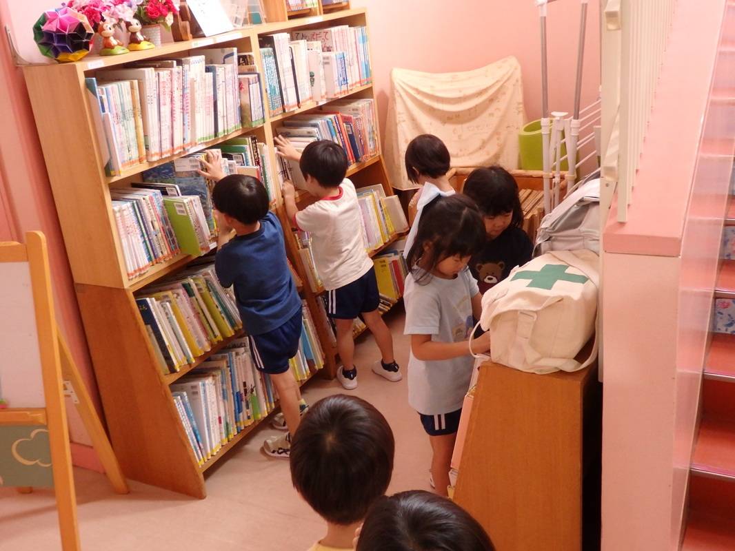 年中組 読書の秋