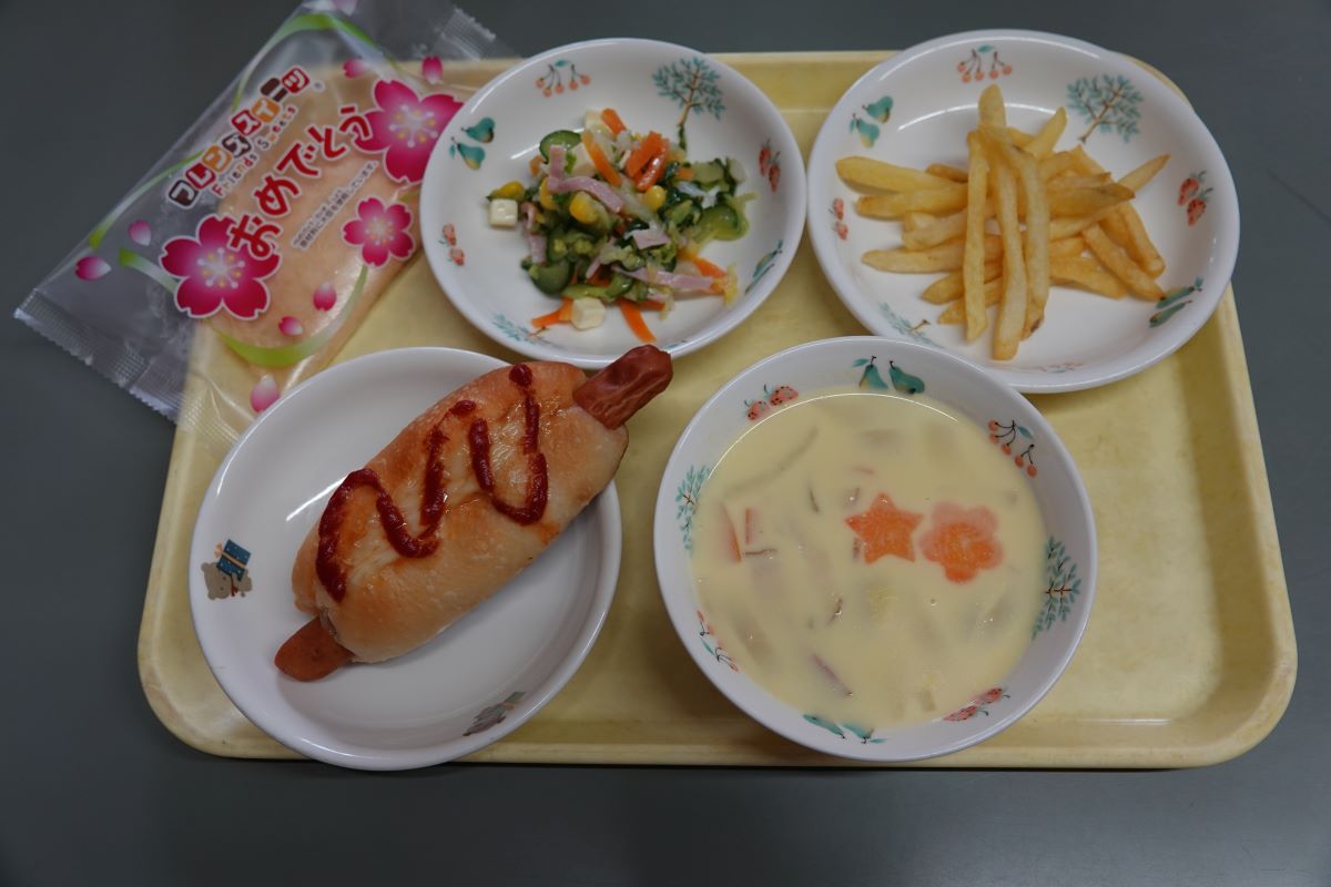 3月25日（月）令和５年度最後の給食