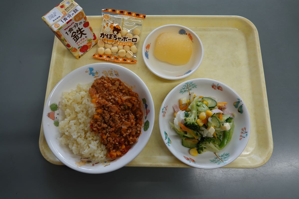 7月21日（金）「７月お誕生会」の給食