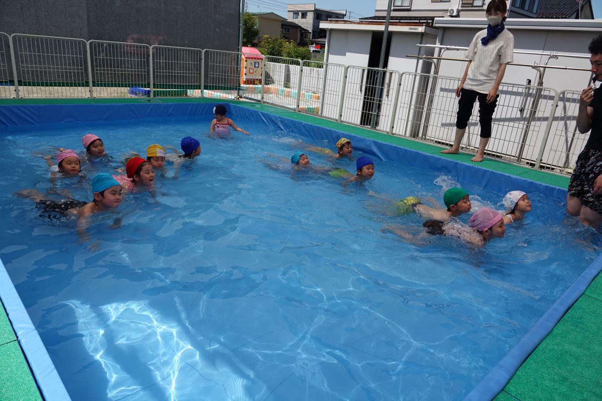7月27日（木）きくぐみのプール遊び
