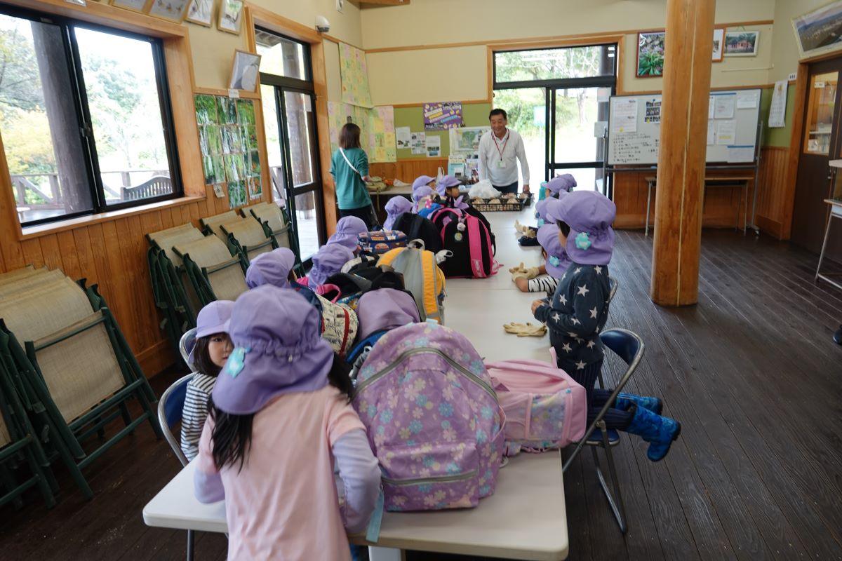 10月5日（木）すみれぐみの市民の森体験活動
