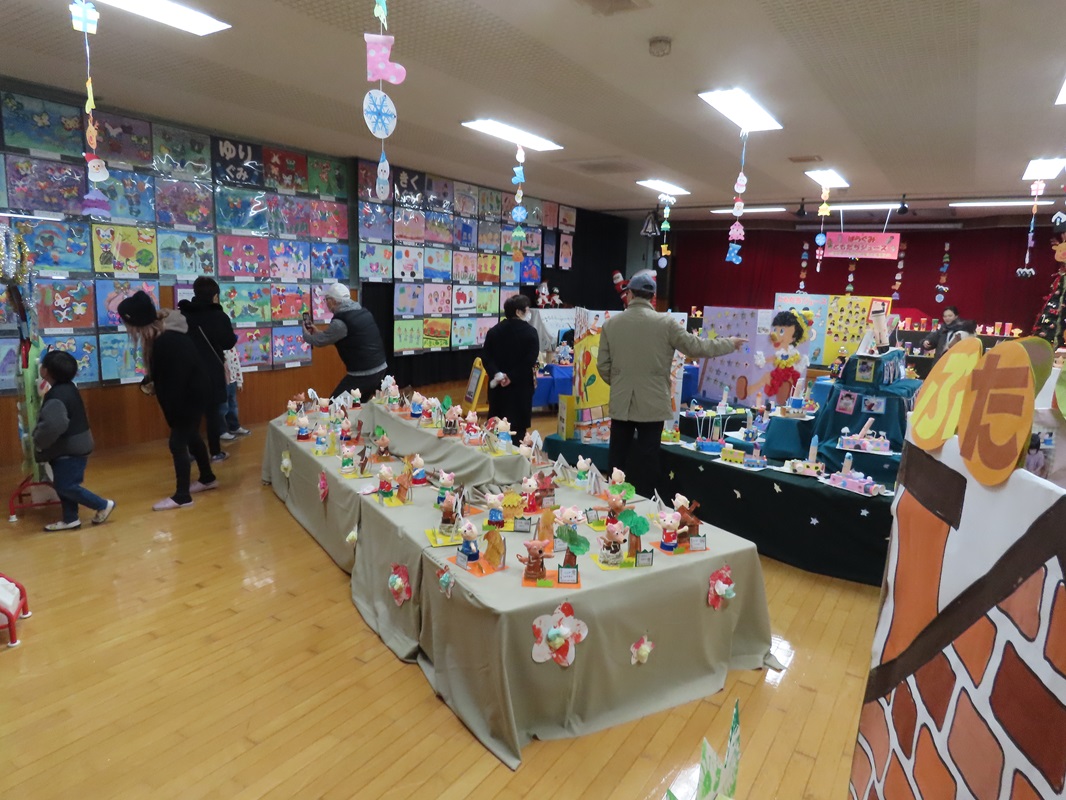 １２月１３日（金） 作品展 １日目