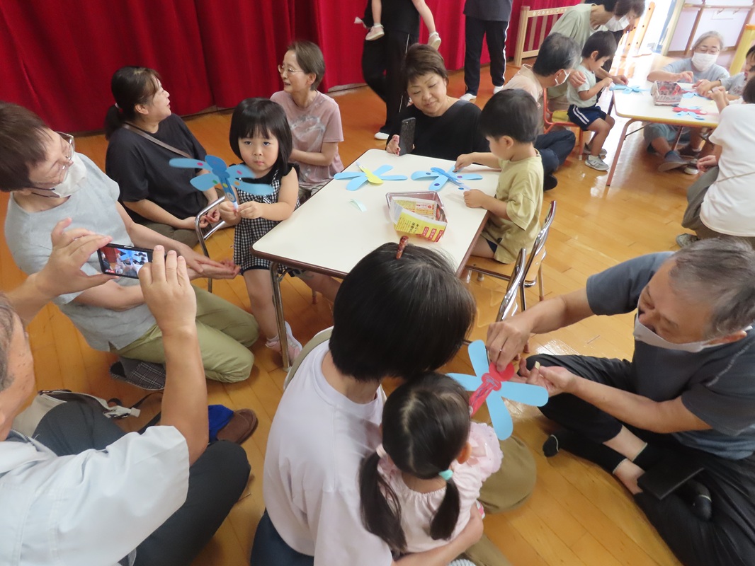 ぼたん組～とんぼの製作～