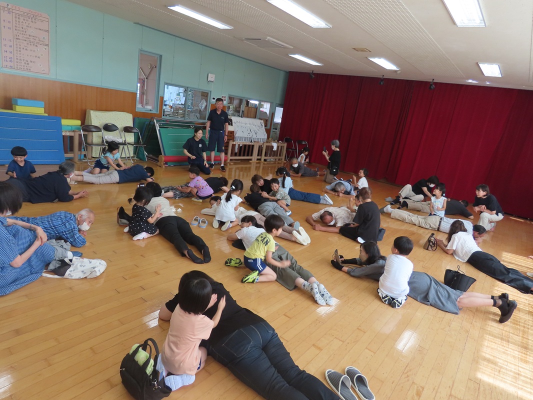 たけ組～全身たたきのプレゼント～