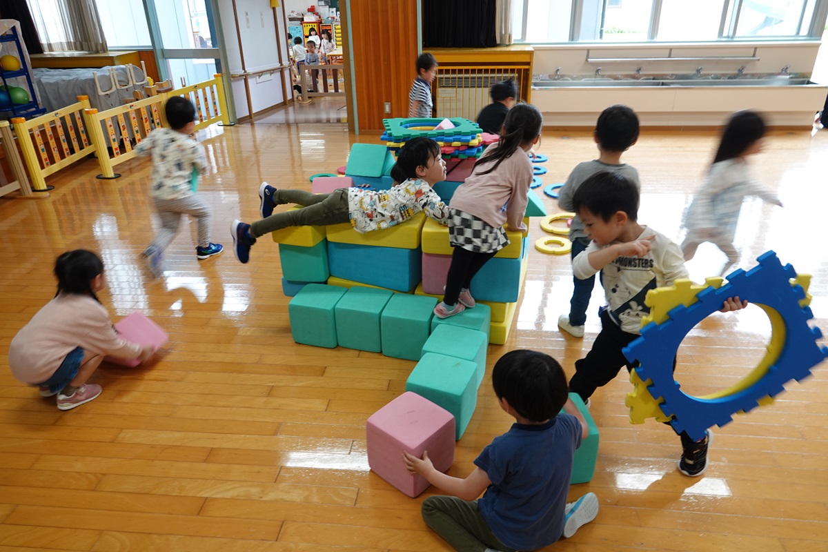 5月7日（火）年中の朝の自由遊び