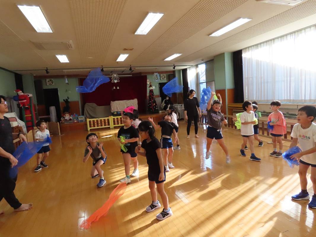 年長組　わくわくちゃれんじ「運動あそび」