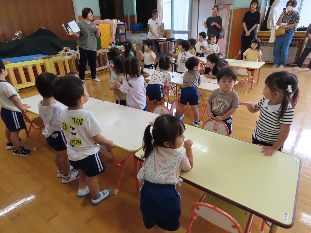 「おばけなんてないさ♩」