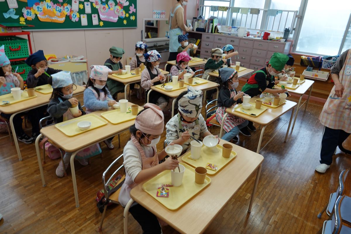 1月23日（火）年中の「シャカシャカおにぎりづくり」