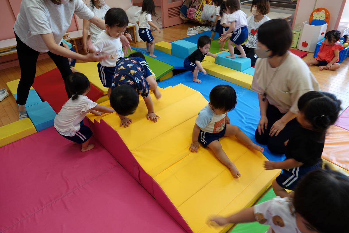 8月10日（木）ばらぐみのマット運動