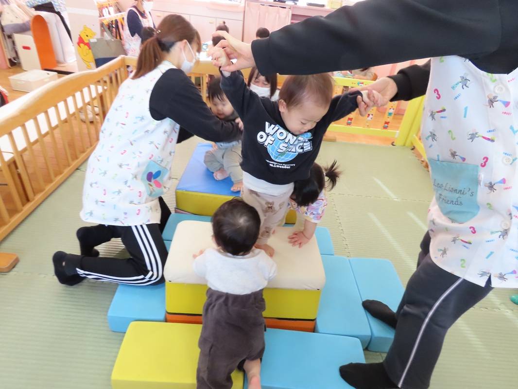 つぼみ組　のぼってのぼって