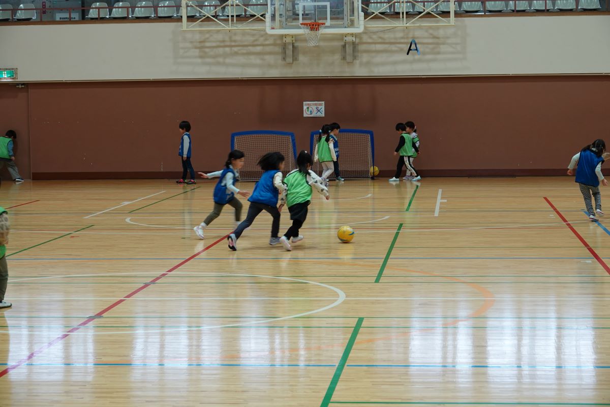 11月13日（月）年長の「アルビレックス新潟サッカークリニック」
