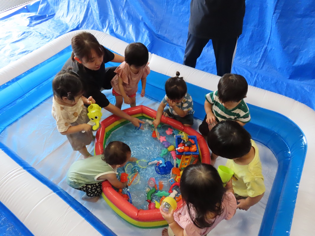 ８月１日（木） ばら組 水遊び