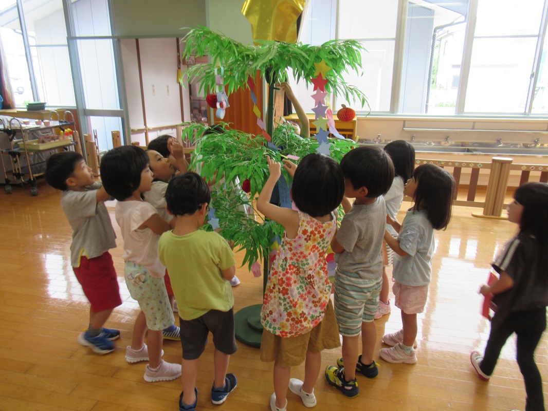 ６月２５日（火）七夕飾り