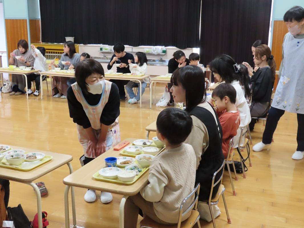 すみれ組 給食試食会
