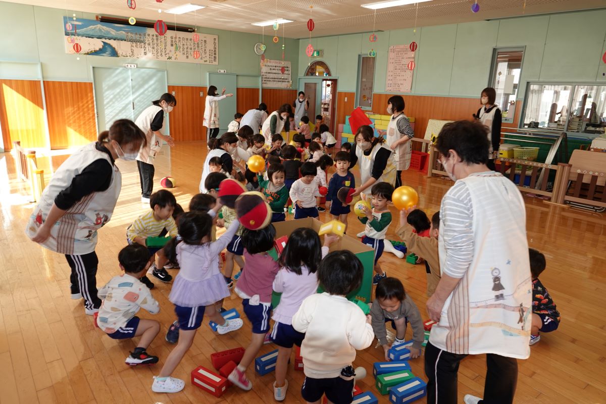 10月24日（火）ばら、ぼたんぐみの「お片付け競争」