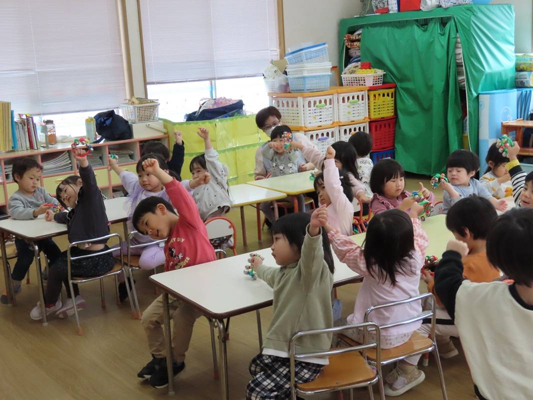 ぼたん組　リズムあそび