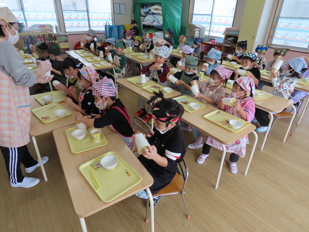 １月２８日（火） きく組 「シャカシャカおにぎりづくり体験」