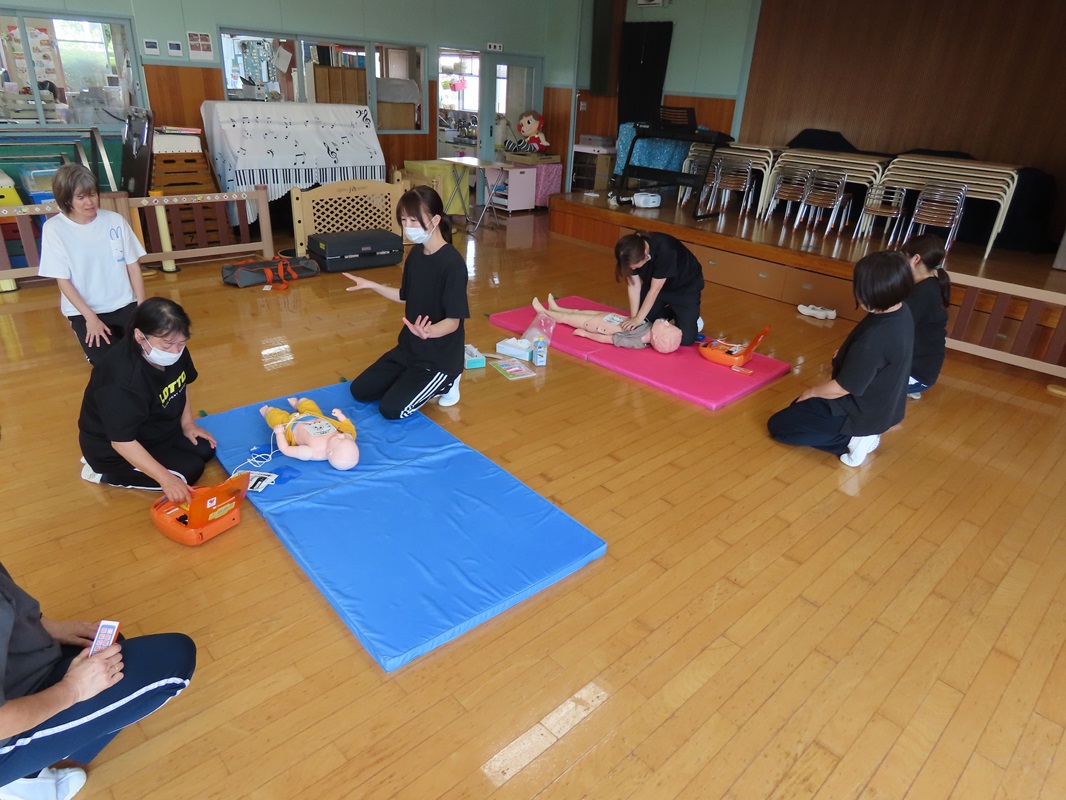 7月3日（木） 職員の救命実技研修